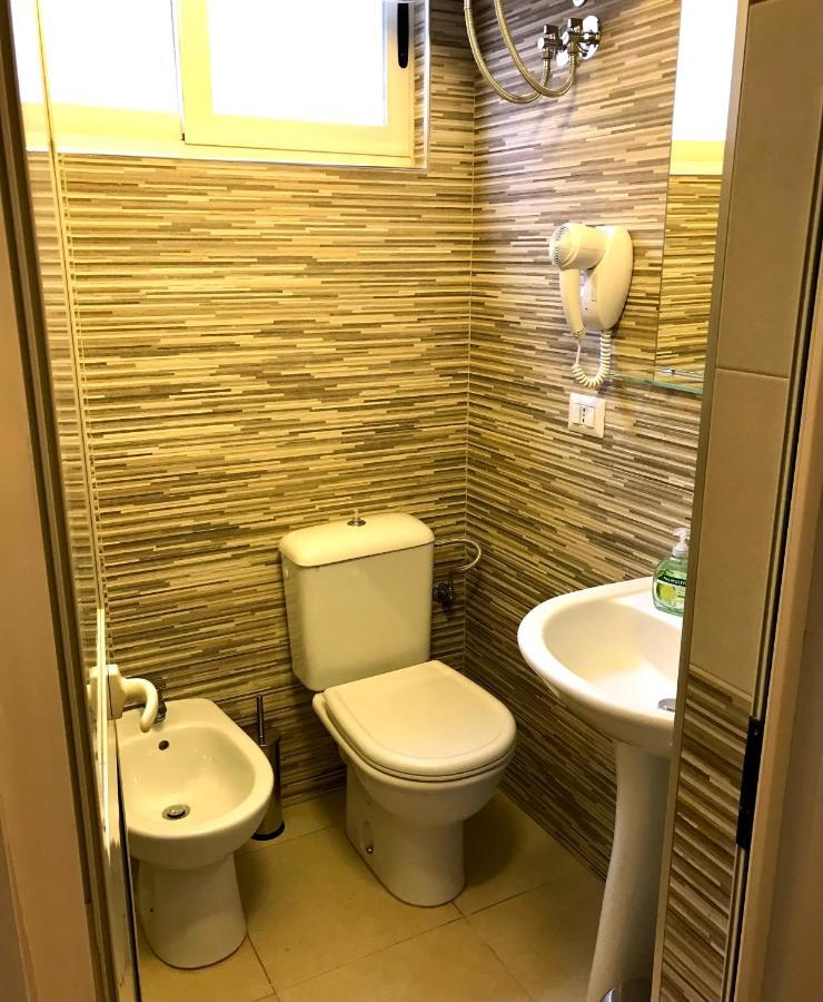 Home Away From Home Apartment Durrës 外观 照片