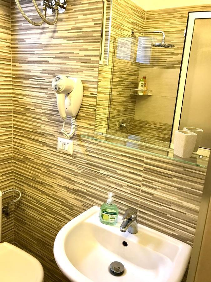 Home Away From Home Apartment Durrës 外观 照片