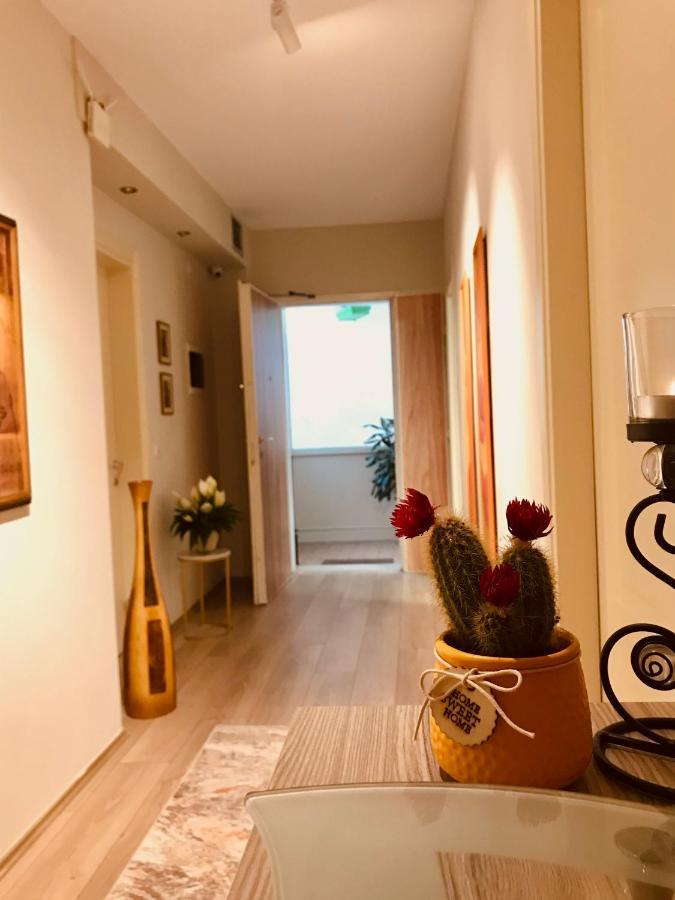 Home Away From Home Apartment Durrës 外观 照片
