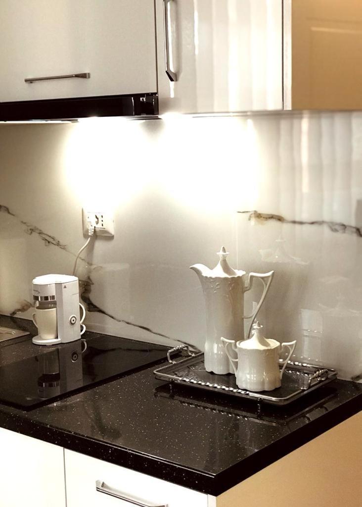 Home Away From Home Apartment Durrës 外观 照片